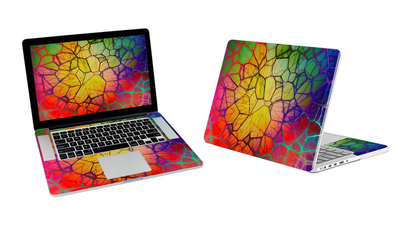 MacBook Pro 17 Colorful