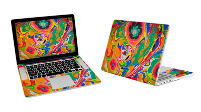 MacBook Pro 17 Colorful