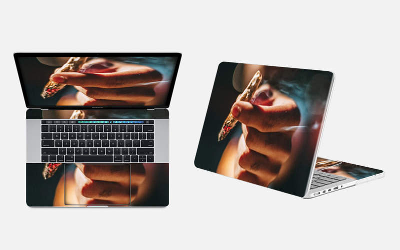 MacBook Pro 15 2016 Plus Far Out