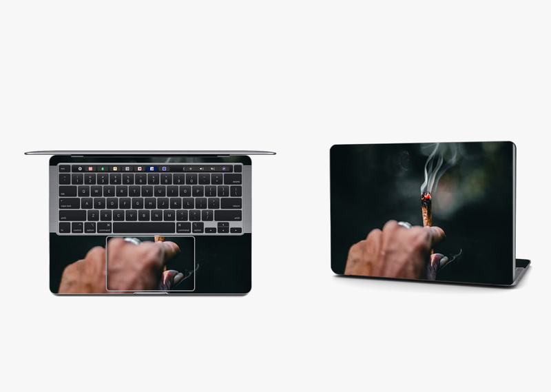 MacBook Pro 13 (2016-2019) Far Out