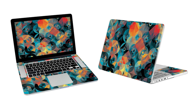 MacBook Pro 17 Geometric