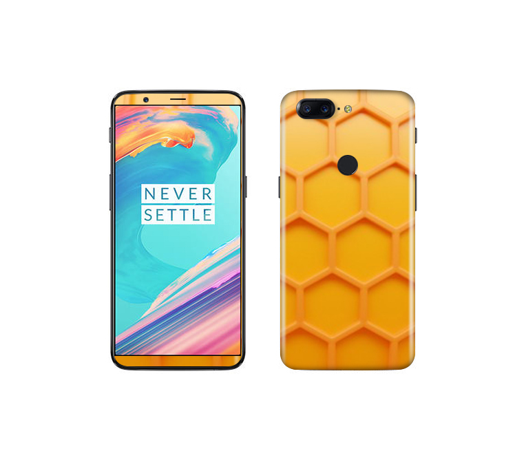 OnePlus 5T Honey Combe