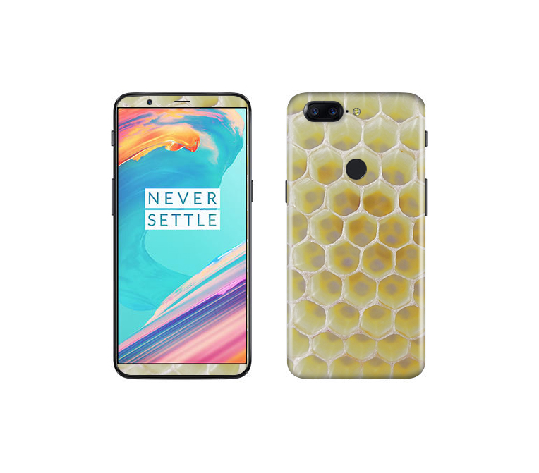 OnePlus 5T Honey Combe