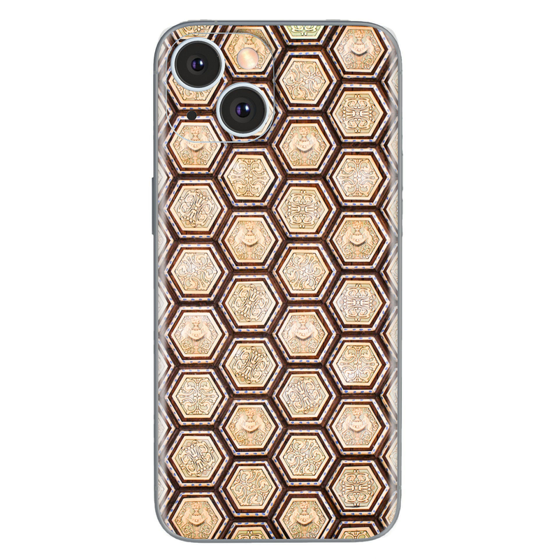 iPhone 15 Honey Combe