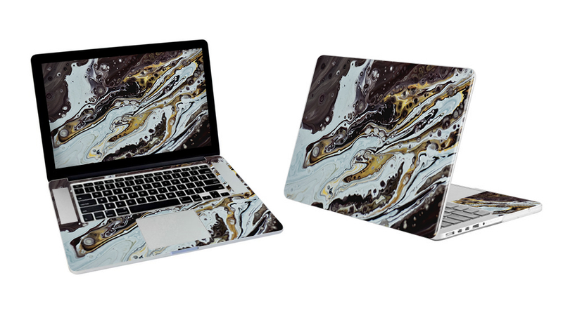 MacBook Pro 17 Marble