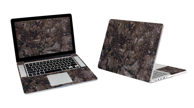 MacBook Pro 17 Marble