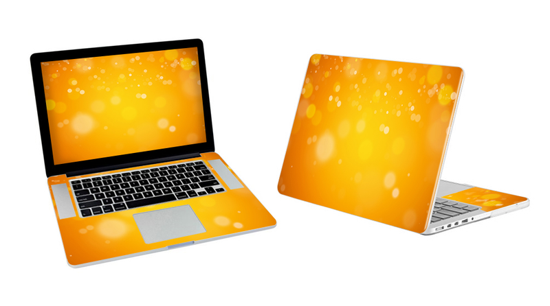 MacBook Pro 17 Orange