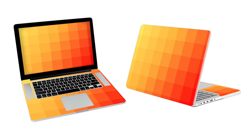 MacBook Pro 17 Orange