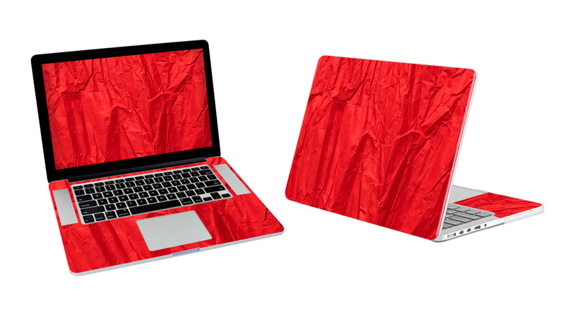 MacBook Pro 17 Red