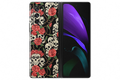 Galaxy z Fold 2 Skull