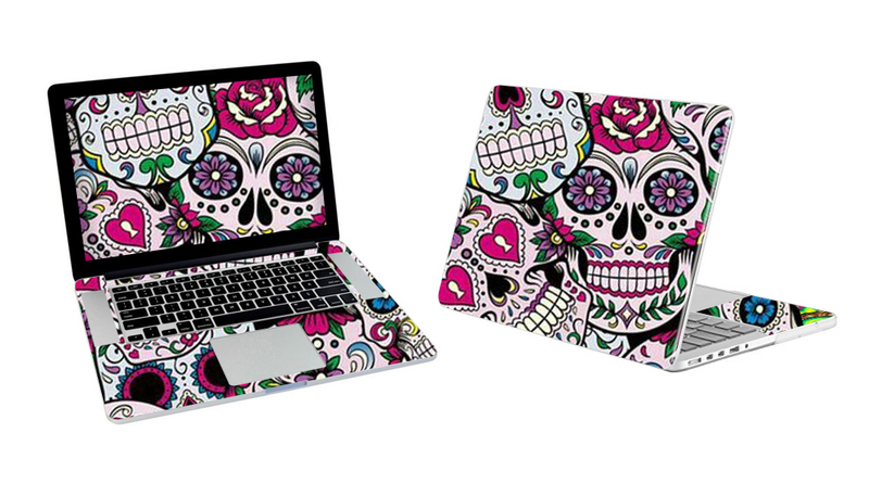 MacBook Pro 15 Skull