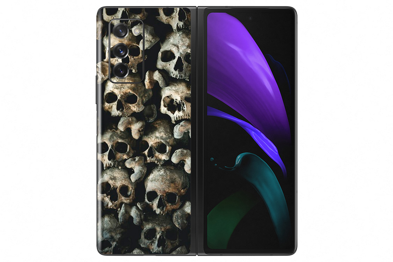 Galaxy z Fold 2 Skull