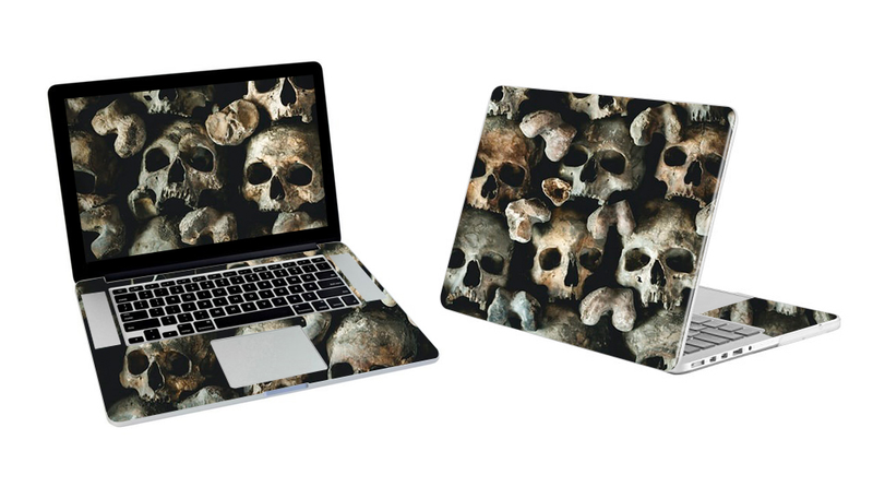 MacBook Pro 15 Skull