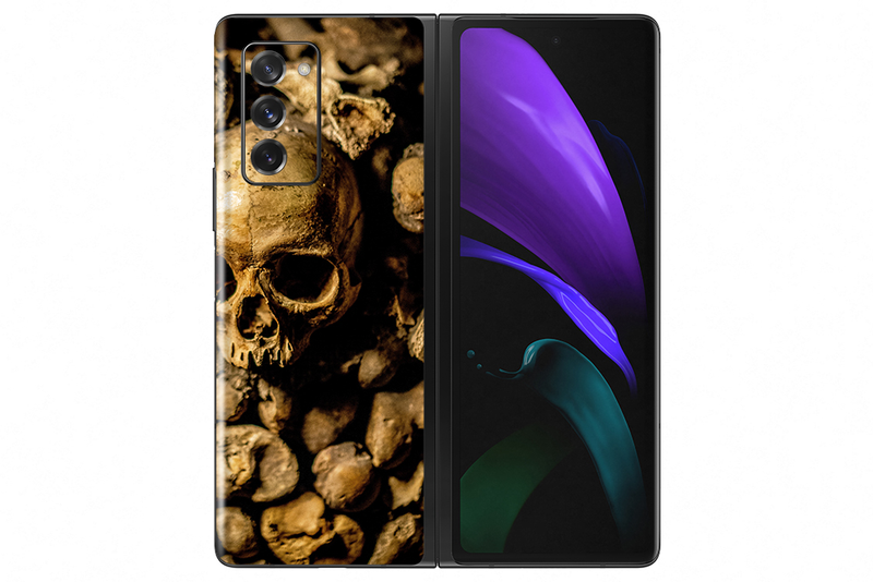 Galaxy z Fold 2 Skull