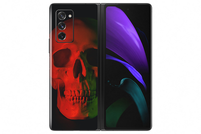 Galaxy z Fold 2 Skull