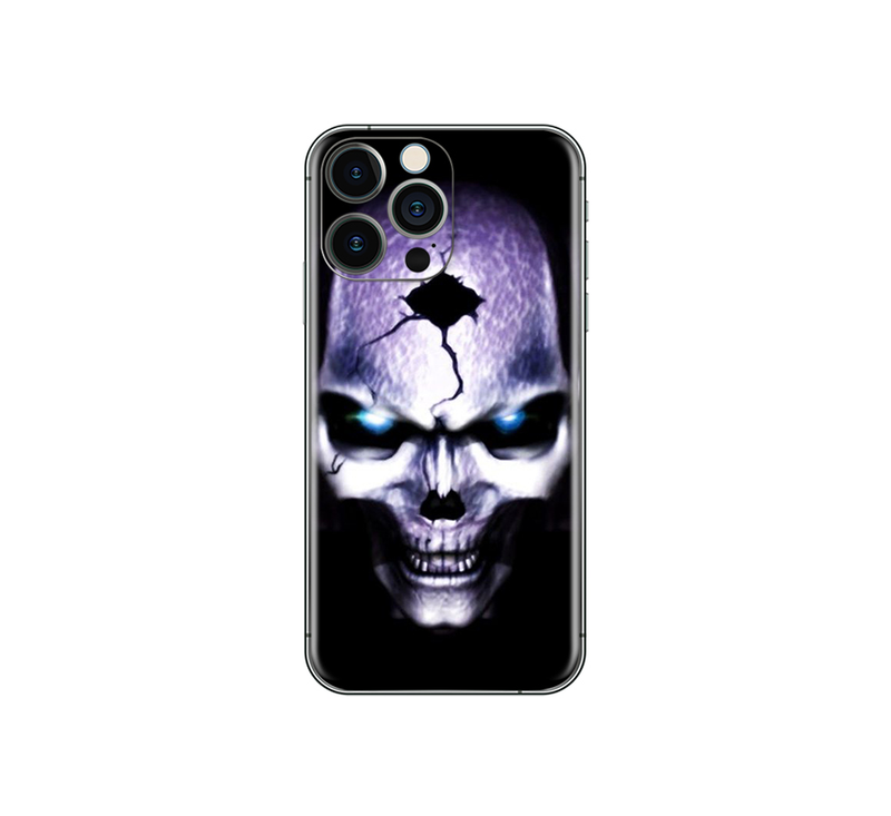 iPhone 13 Pro Max Skull