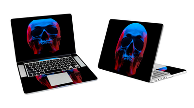 MacBook Pro 17 Skull