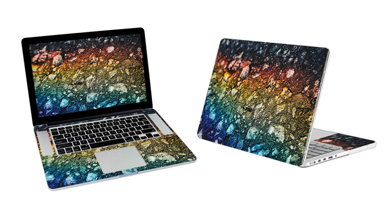 MacBook Pro 17 Stone