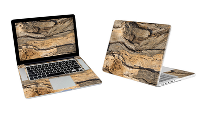 MacBook Pro 17 Wood Grains