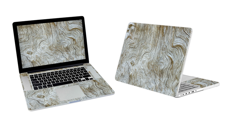 MacBook Pro 17 Wood Grains