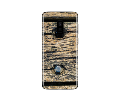 Galaxy S9 Plus Wood Grains