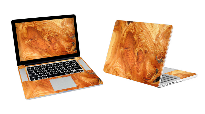 MacBook Pro 17 Wood Grains