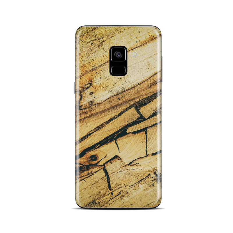 Galaxy A8 2018 Wood Grains