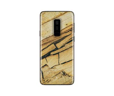 Galaxy S9 Plus Wood Grains