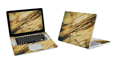 MacBook Pro 17 Wood Grains